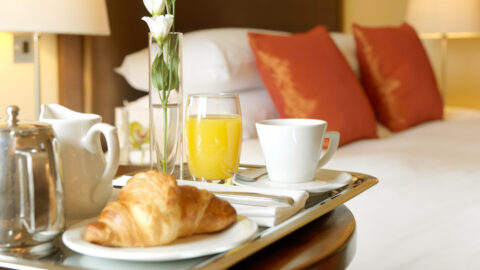 Executive-Suite-Breakfast-Tray