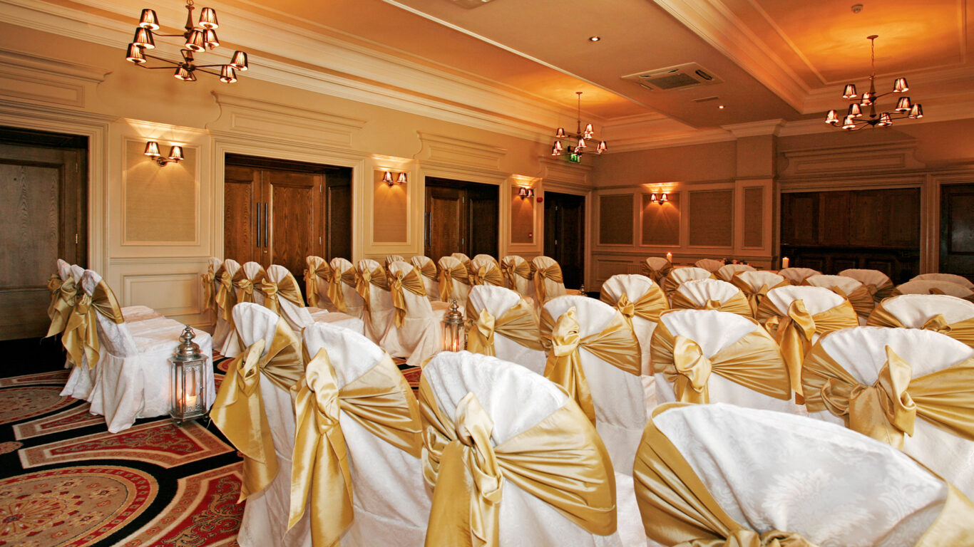 Foyer-Civil-Ceremony-Side-View-from-Entrance