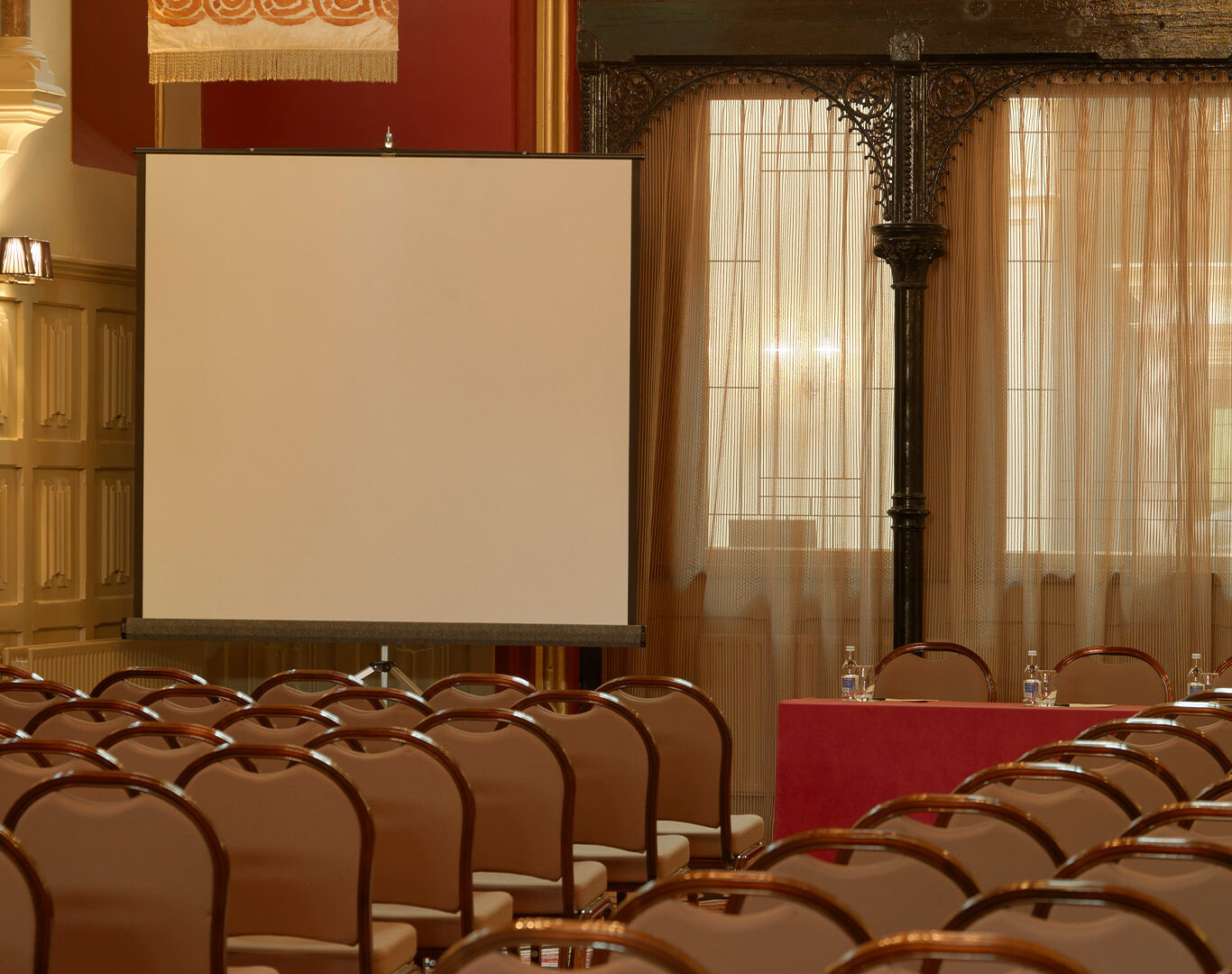 Great-Hall-Theatre-Style