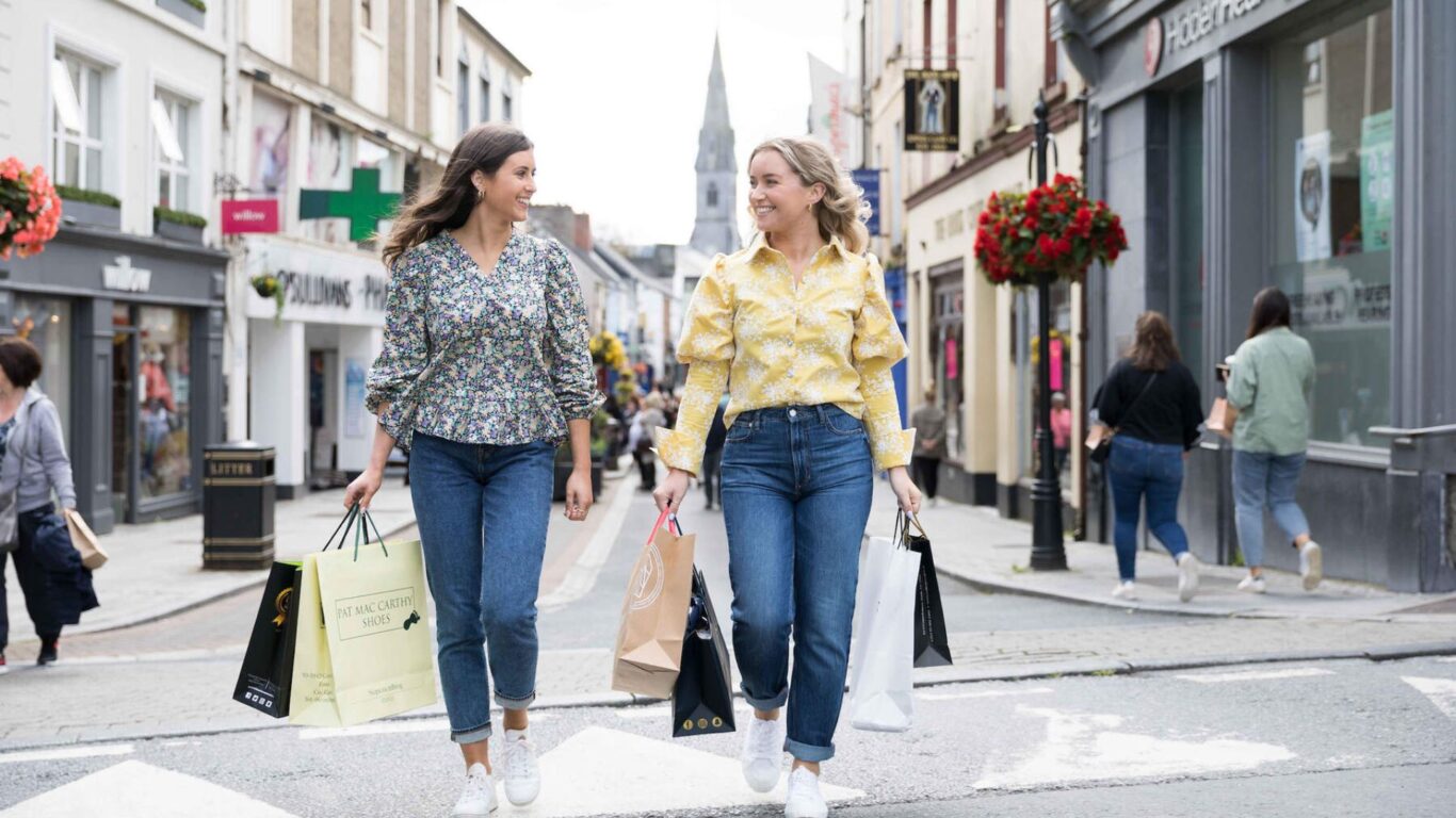 shopping-in-ennis-town