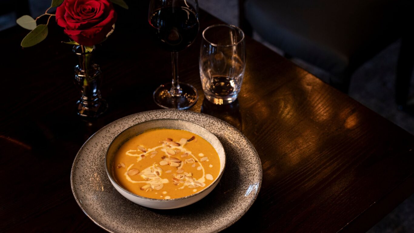 Gate 96 Restaurant_15