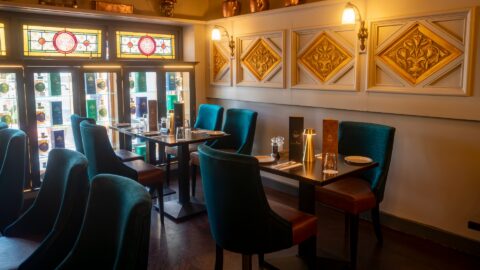 dining-chapter-24-84